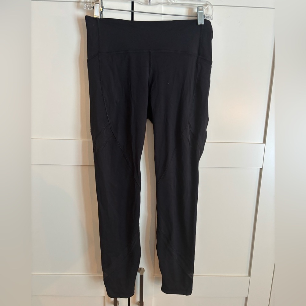 Lululemon leggings with sheer panels size 8 7/8 athletic Athleisure yoga Pilates